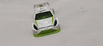 FORD FIESTA|HOT WHEELS