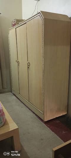 3- DOOR CUPBOARD