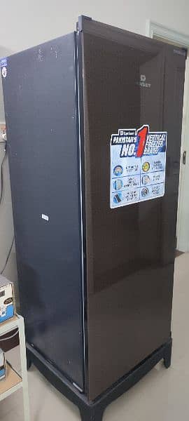 Dawlance Vertical Freezer VF-1035 WB Glass Door 2