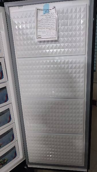 Dawlance Vertical Freezer VF-1035 WB Glass Door 4