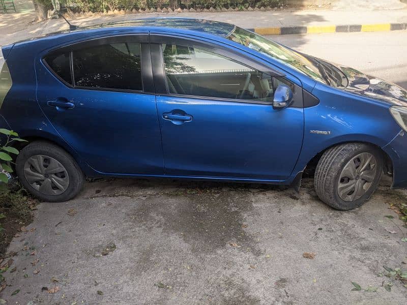 Toyota Aqua 2018 import, model 2014 no work required 4