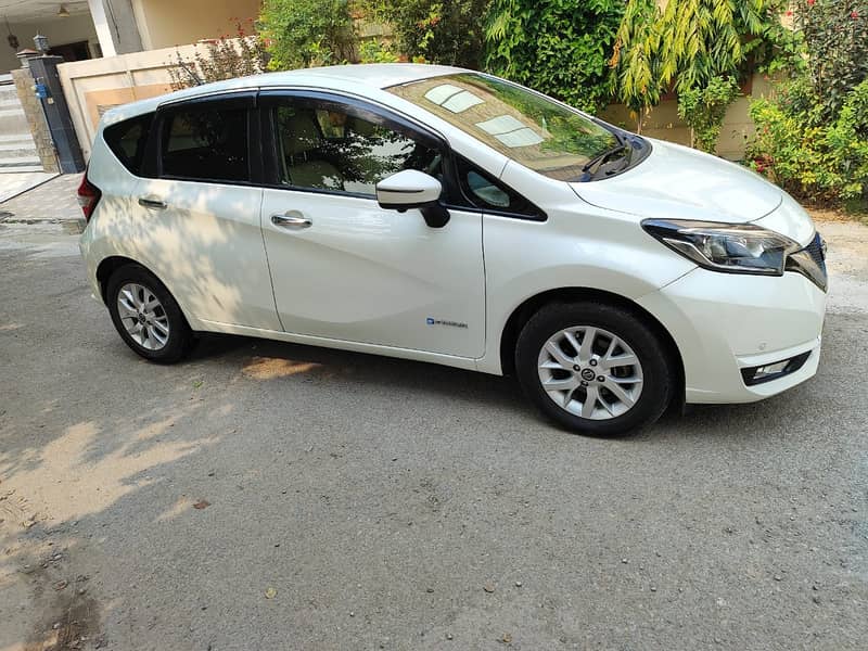 Nissan Note E Power 2019/2022 1