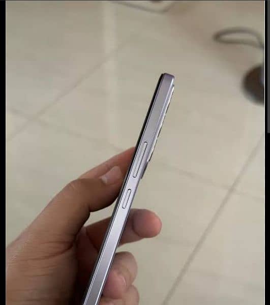 vivo v27e 8/8.256 3