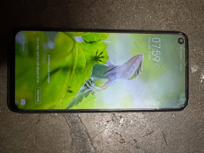 tecno camon 15 good condition with box and charger 18