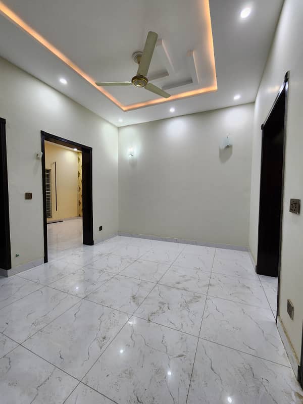 5 Marla Slightly House Available For Sale Gass Available Bahria Nasheman Lahore 13