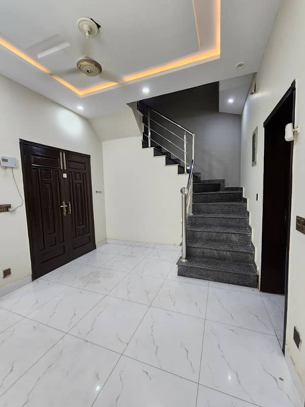 5 Marla Slightly House Available For Sale Gass Available Bahria Nasheman Lahore 16