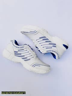 Men's comfortable sports shoes