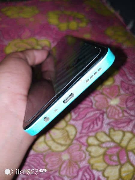 Realme C51 4/64 condition 10/10. bos charger sath 6