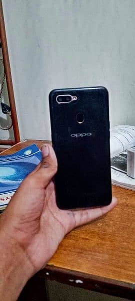 oppo a5s  No issue in mobile there is a Free earbuds and 64gb sd card. 6