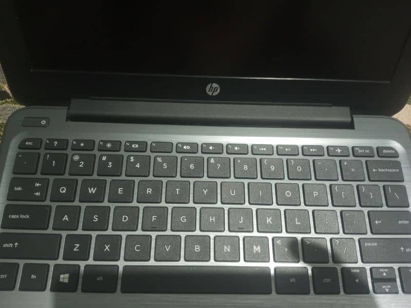 HP Stream 11 Pro G2 Windows 10 Pro Notebook. 4 GB Ram. . 64 GB internal. 3