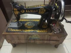 SEWING MACHINE FOR BEST DESIGNER CLOTHES USED ALL OK