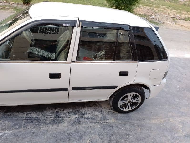 Suzuki Cultus VXR 2015 1