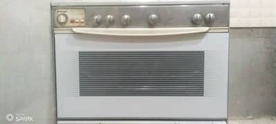 5 Burner Italian Imported Cooking Range Tecnogas Oven
