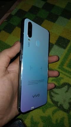 Vivo y17