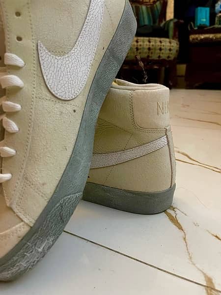 Nike Blazer Mid ‘77 SE 1