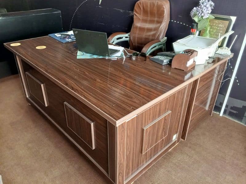 office table and reception table and chair  for sale 0