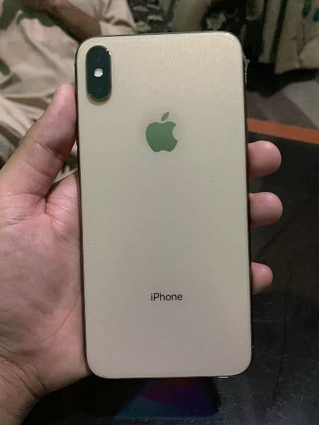 iPhone Xs Max 1