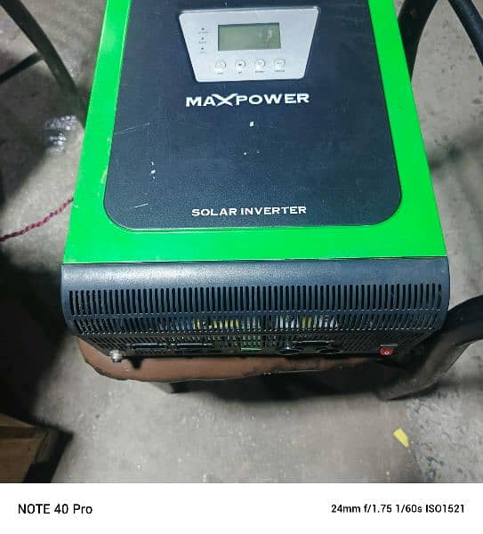 Max Power Solar Inverter 3kva power 2400 watt 0