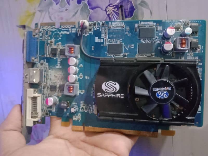 2GB GRAPHICS CARD 128 BIT FOR SELL 3