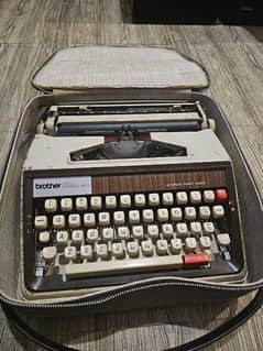 typewriter brothers deluxe 1350