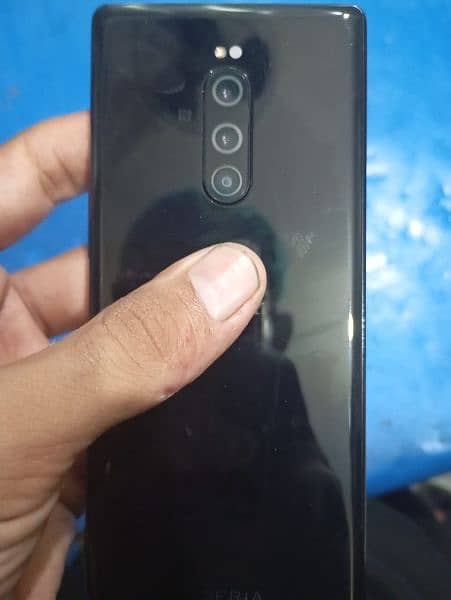 Sony Xperia 1 4