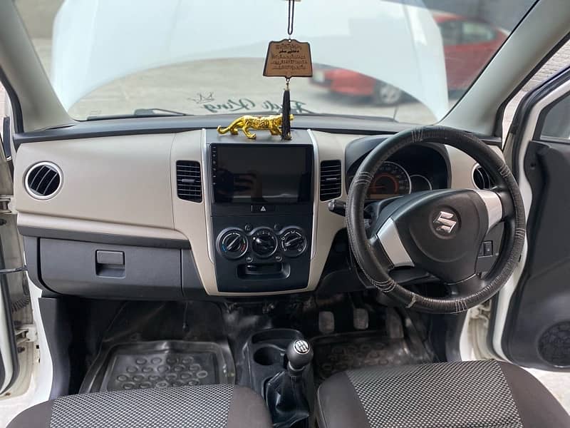 Suzuki Wagon R 2019 11