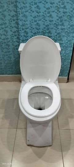 Commode Toilet for Sale. . . In Hyderabad