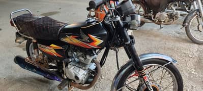 I want to sale my Honda CG125 mint condition
