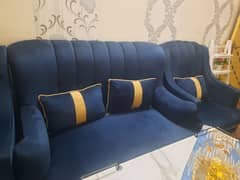 sofa set available for sale