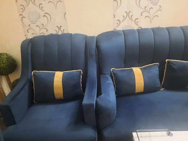 sofa set available for sale 1