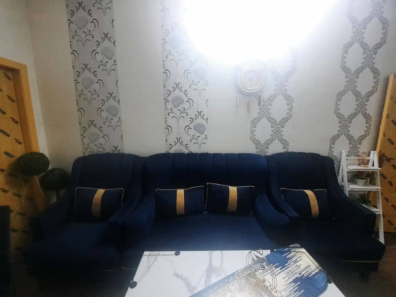 sofa set available for sale 2