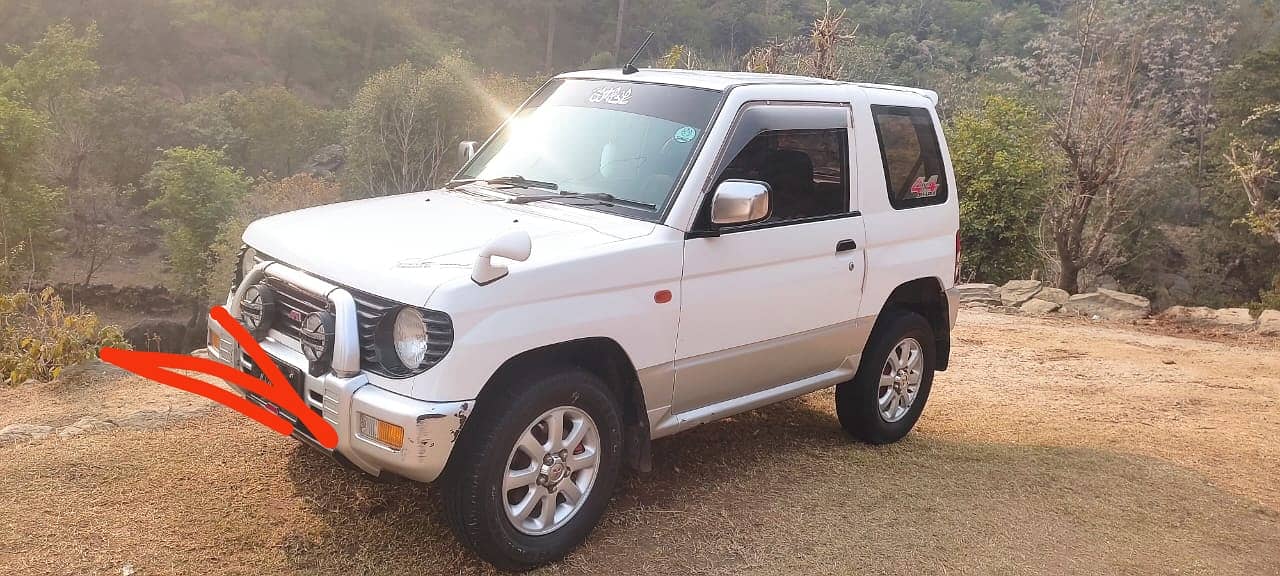 Mitsubishi Pajero Mini 1995 4