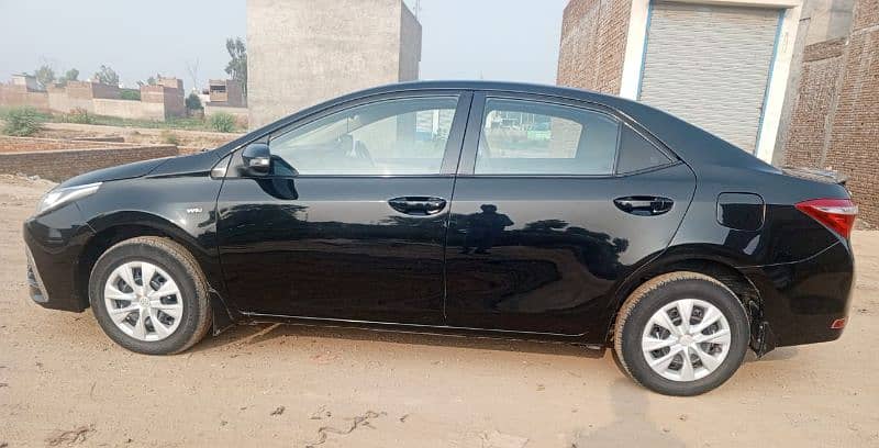 Toyota Corolla XLI 2016 excellent condition 5