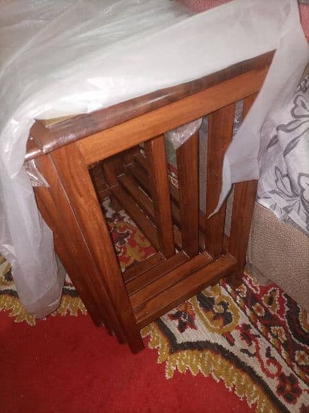 New set of 4 Tables small un touch urgent sale 2