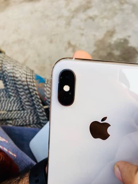 iphone xs pta approved 3