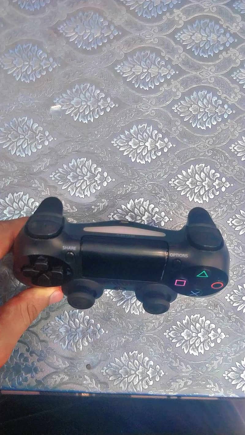PlayStation 4 original controller 2