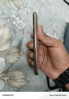 iPhone 11 pro 64gb fu non pta face id failed battery on service