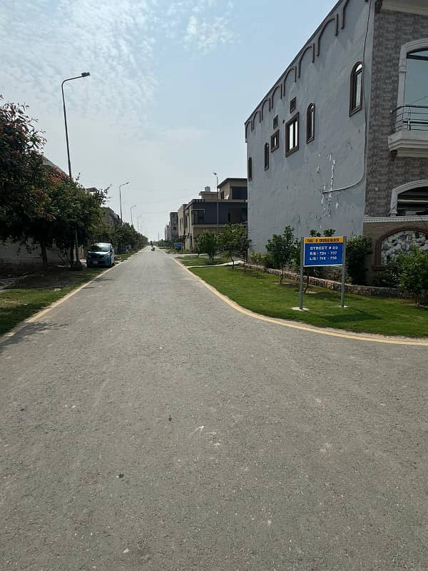 Prime Location 5 Marla Corner Plot Is Available In Affordable Price In Park View City - Tulip Overseas Block 5