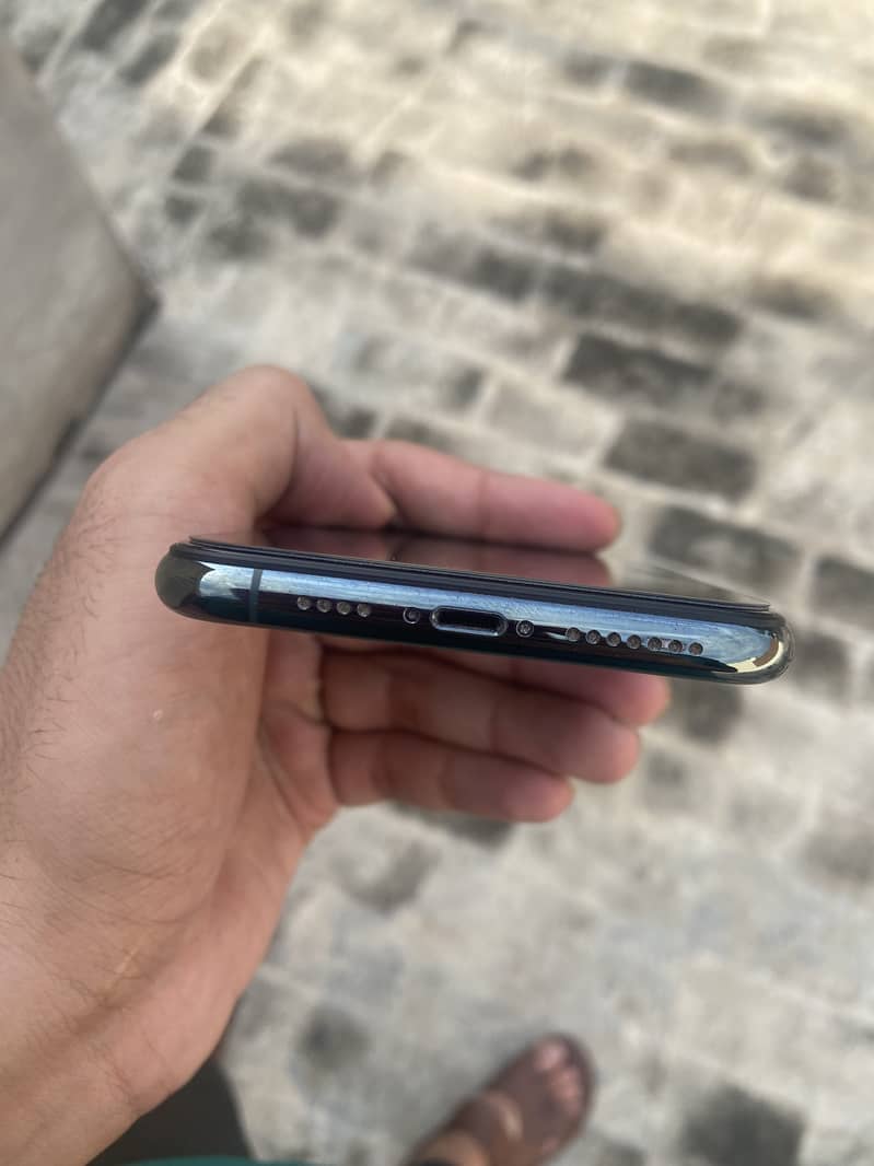 IPhone 11 pro max 64gb 5