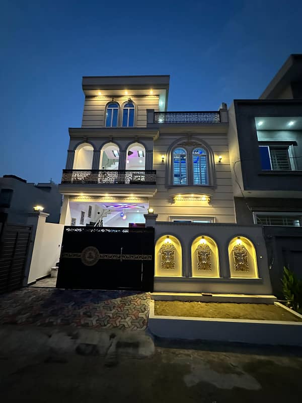 Gar tu Dil sa hi! Brand New-Spanish Luxury House for sale 13