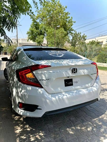 Honda Civic Oriel 2017 3