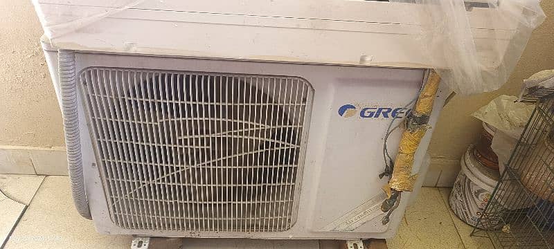 Gree 1 Ton Non Inverter Split Unit 1