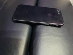 iPhone 7 128 gb pta approved black colour