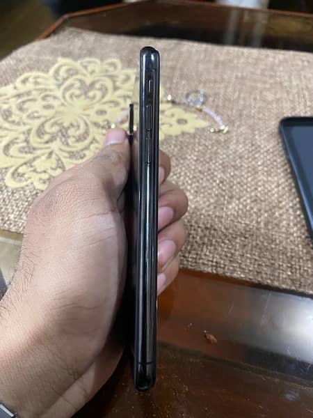 iphone x 64 gb non pata lush condition 1