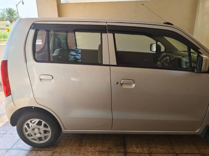 Suzuki Wagon R 2018 10