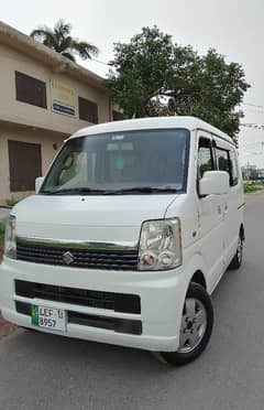 Suzuki Every Wagon 2013 call 03006108118 95% percent geunine