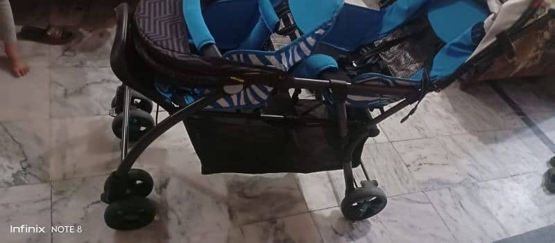 2 seater baby pram 1