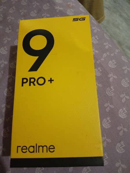 realme 9 pro plus 5G 10/10 2