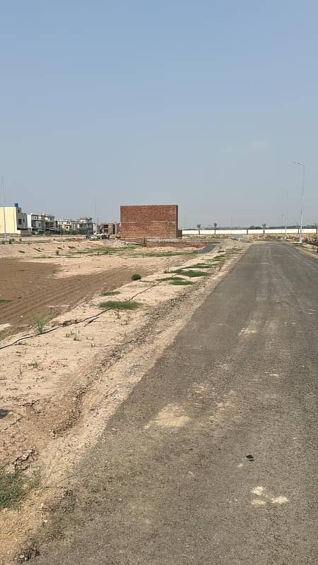 Prime Location 5 Marla Paired Plot Is Available For Sale In Park View City - Tulip Overseas Block Lahore 3