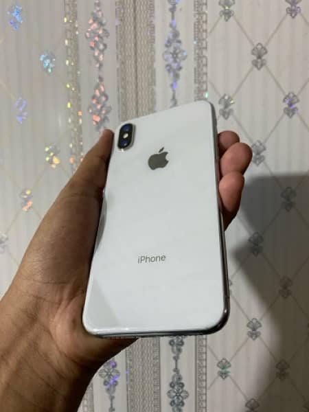 iPhone X 3